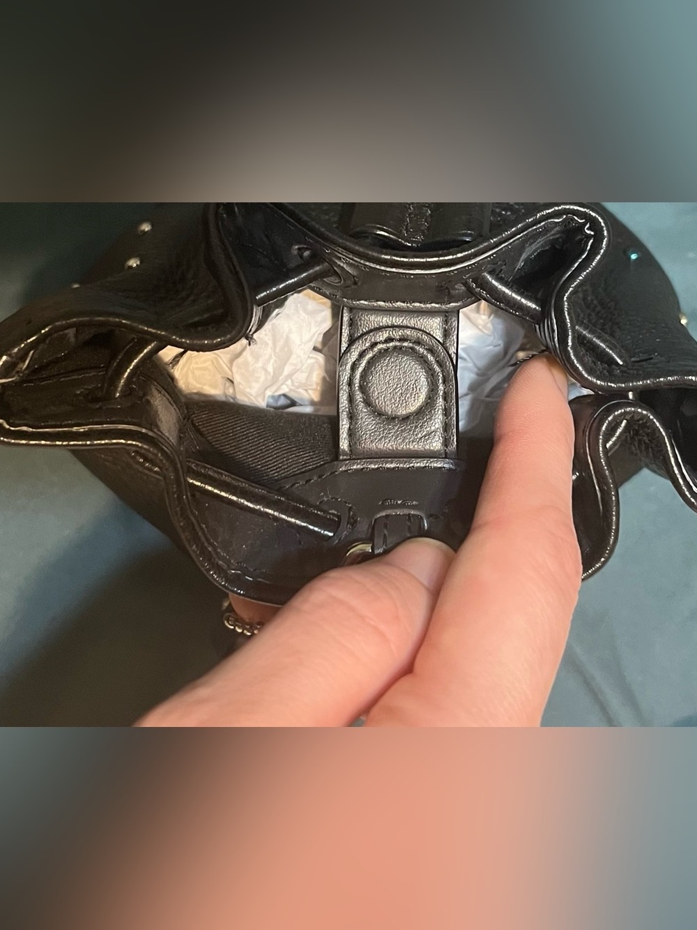 Coach Lunar Rivets Drawstring Pouch! - Picture 10 of 10